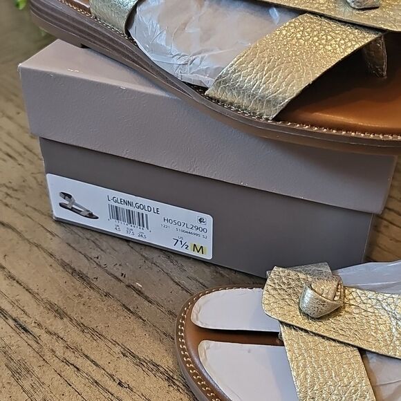 Franco Sarto gold flat sandals Size 7.5 NWT - Picture 9 of 13